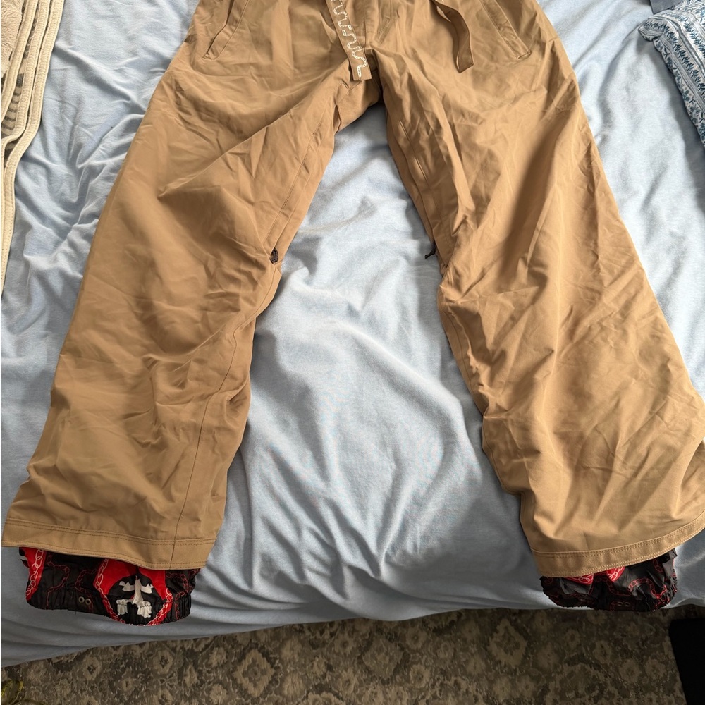 686 Men's snowboard pants